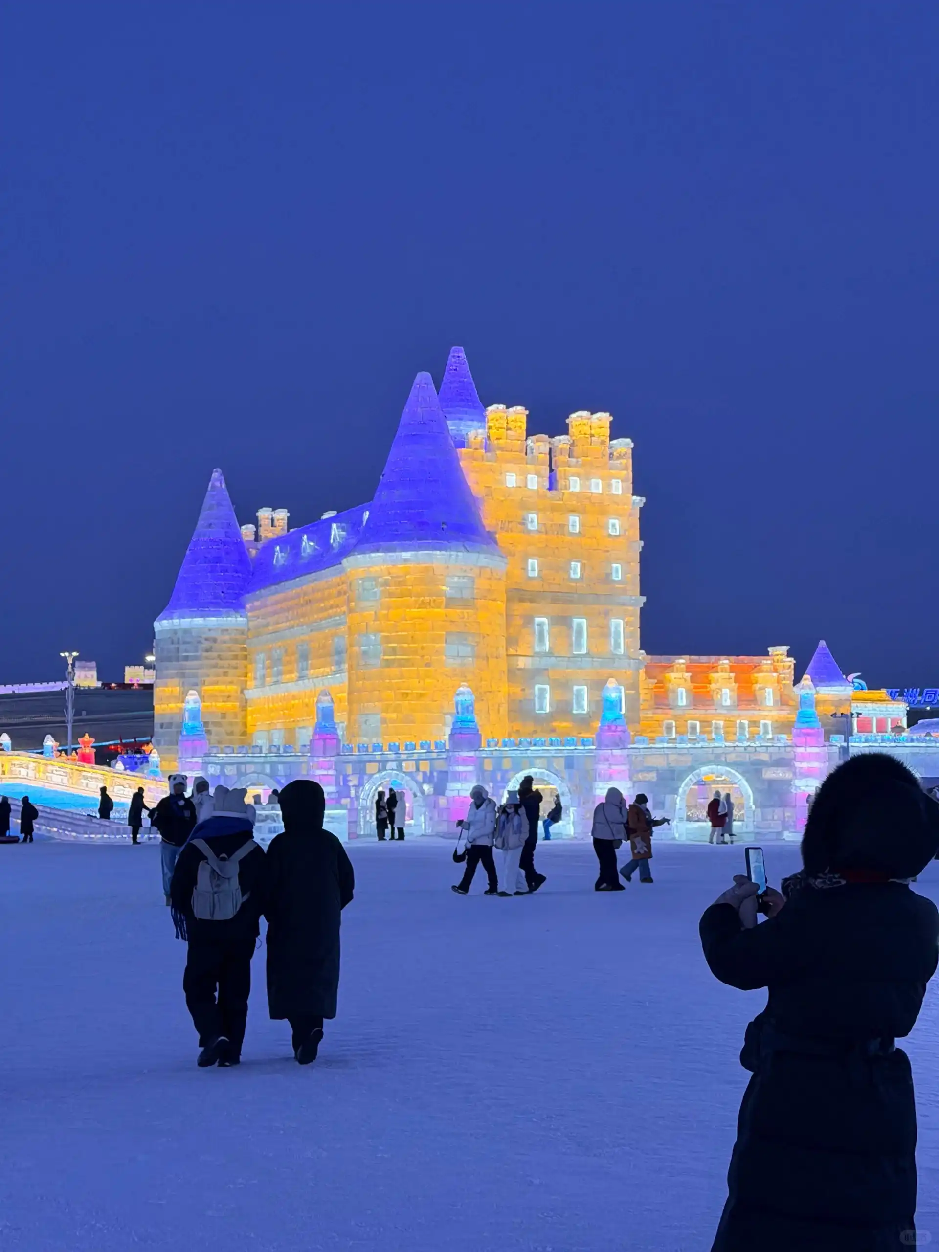 Travel scene original photo